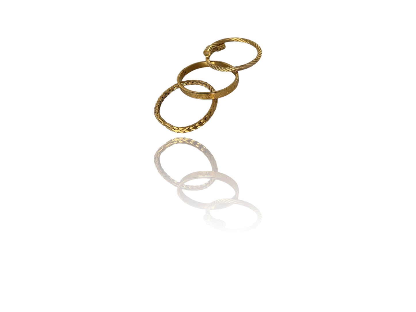 Pulsera diseño girante (dorada)